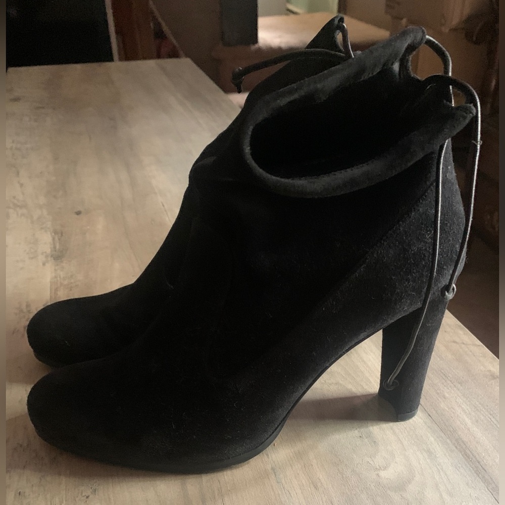 Stuart weitzman suede booties